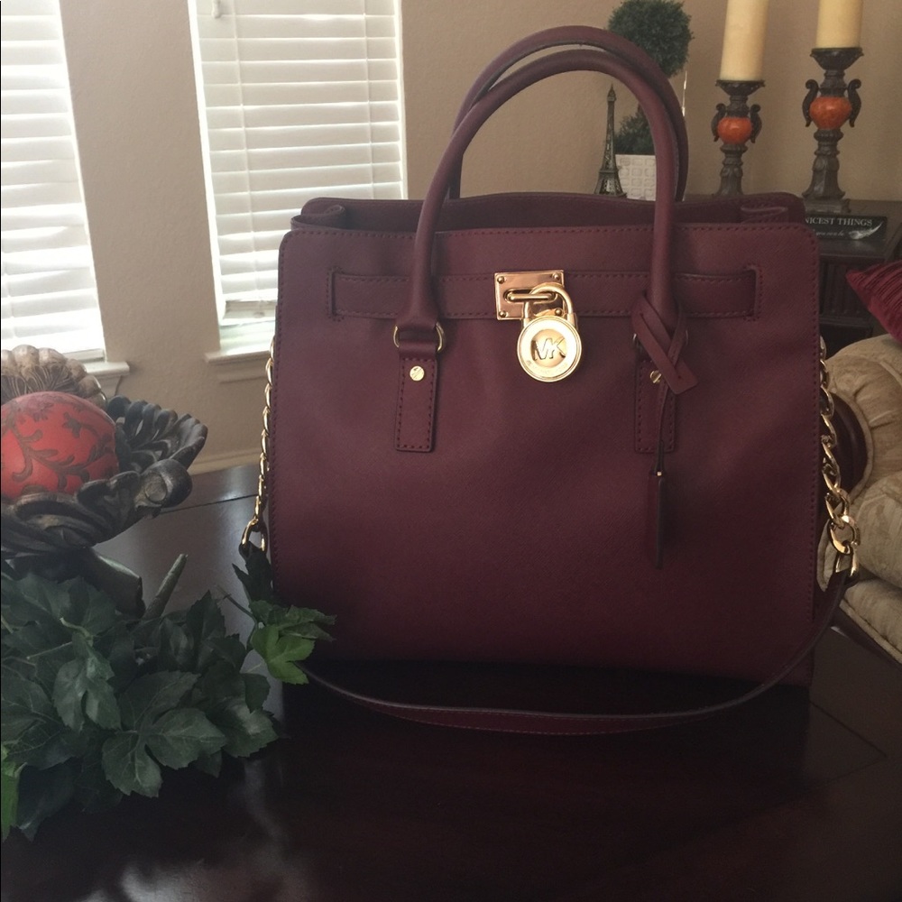 💯% Original Michael Kors Hamilton.
